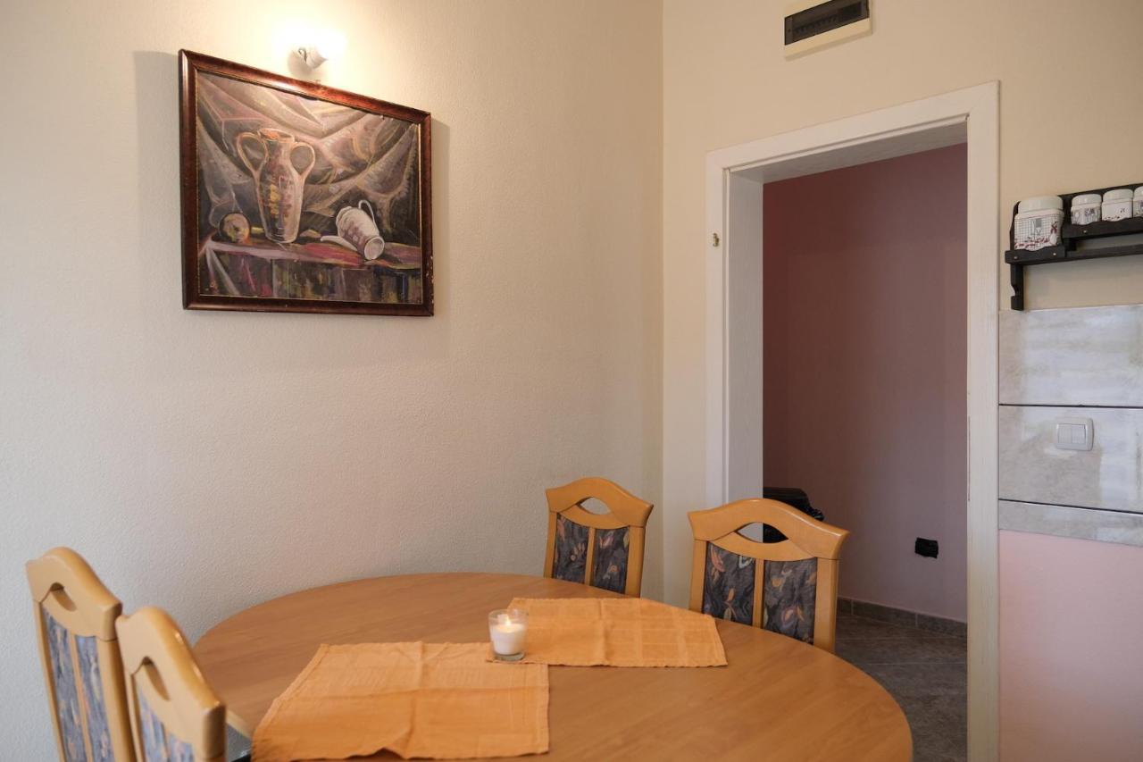 Apartments Jasmina Utjeha Εξωτερικό φωτογραφία