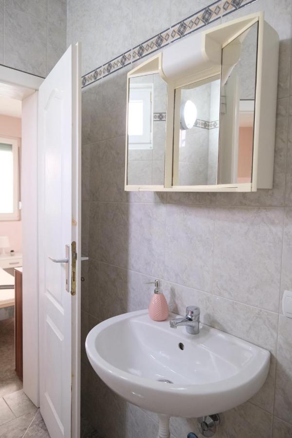 Apartments Jasmina Utjeha Εξωτερικό φωτογραφία